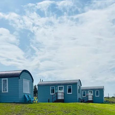 Lägenhet The Dozy Donkey Shepherd Hut & Sauna Farm Ballyshannon