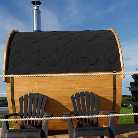 The Dozy Donkey Shepherd Hut & Sauna Farm Ballyshannon